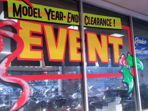 holiday-sale-window-painting-800-201-17591
